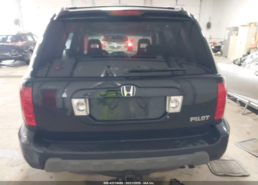 2004 HONDA PILOT EX-L VIN: 2HKYF18624H591733