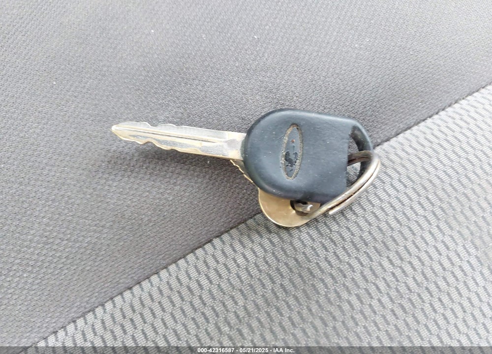 2004 FORD F-150 LARIAT/XL/XLT VIN: 1FTPX125X4NA15610