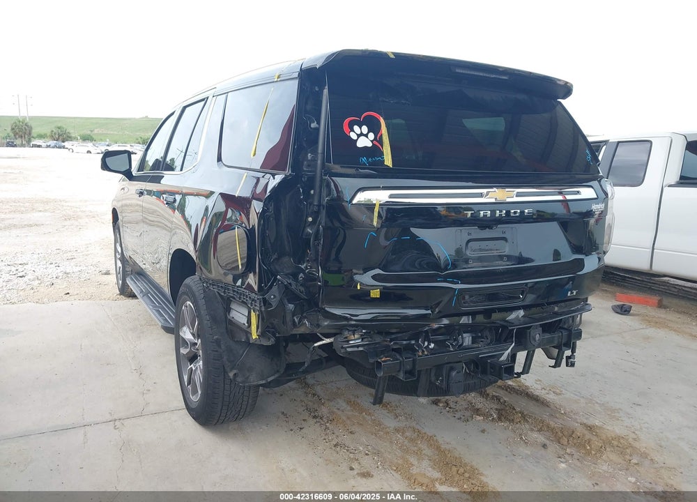 2022 CHEVROLET TAHOE VIN: 1GNSCNKD2NR202667