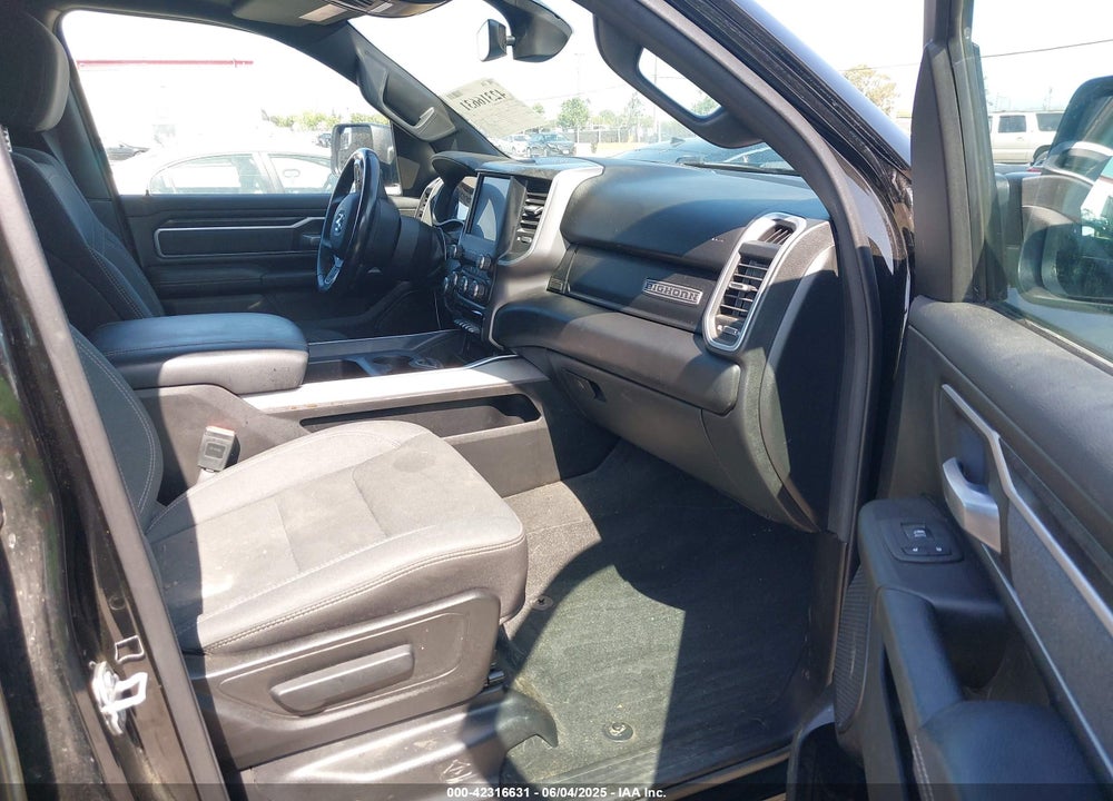 2022 RAM 1500 VIN: 1C6SRFBT4NN326944