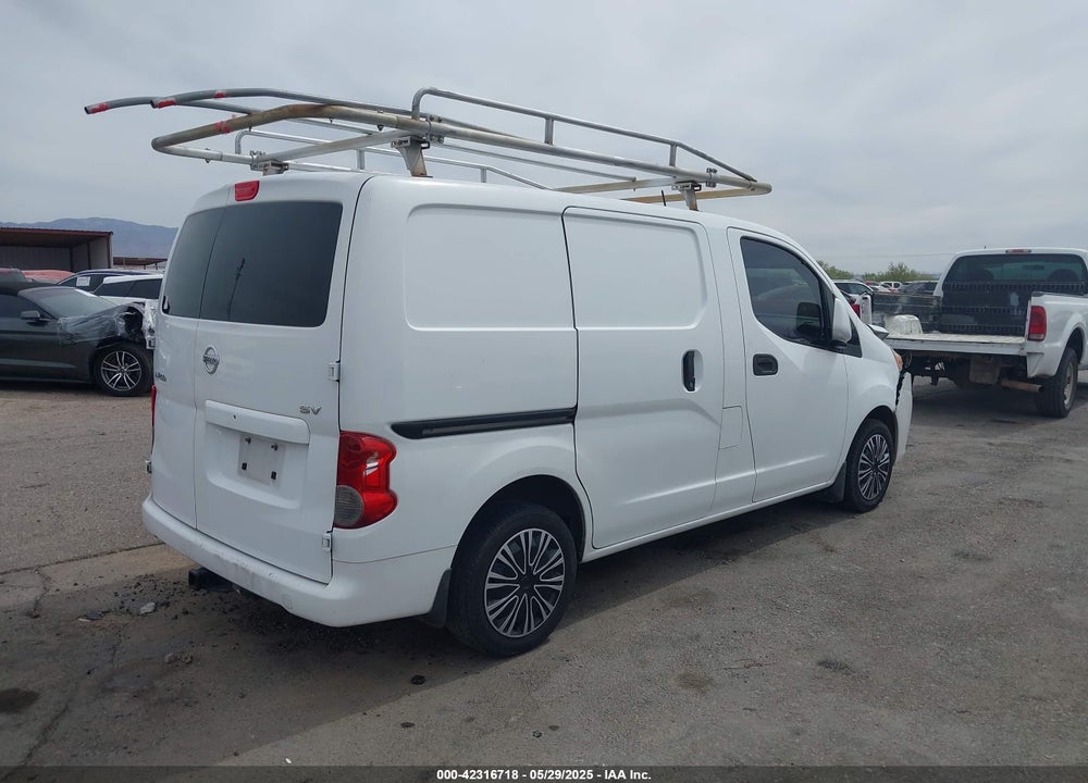 2015 NISSAN NV200 SV VIN: 3N6CM0KN3FK711846