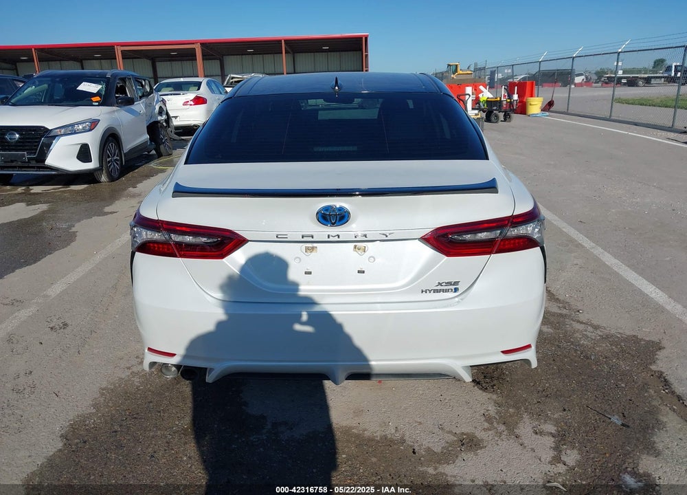 2021 TOYOTA CAMRY VIN: 4T1K31AK4MU024933