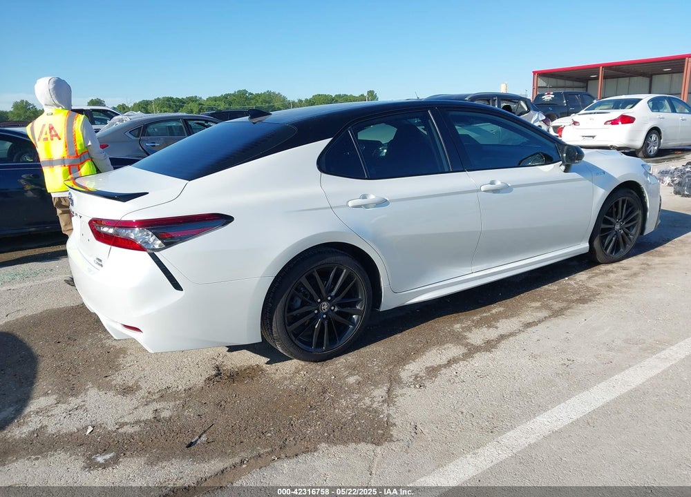 2021 TOYOTA CAMRY VIN: 4T1K31AK4MU024933