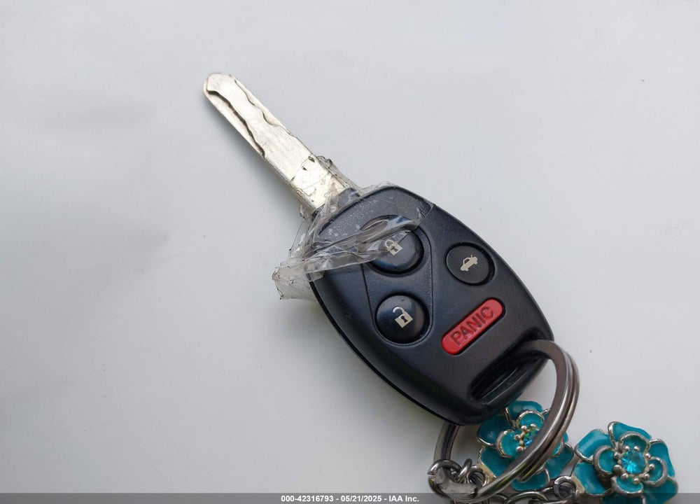2008 HONDA ACCORD VIN: JHMCP26868C076719