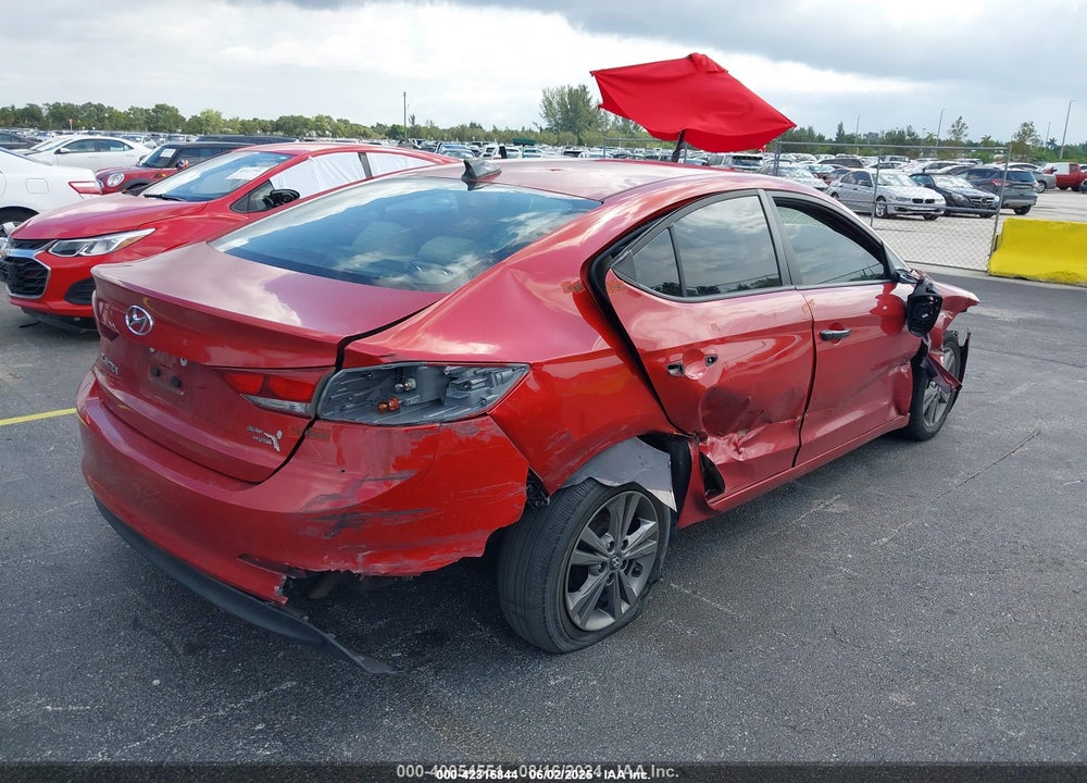 2017 HYUNDAI ELANTRA SE VIN: 5NPD84LF5HH010183