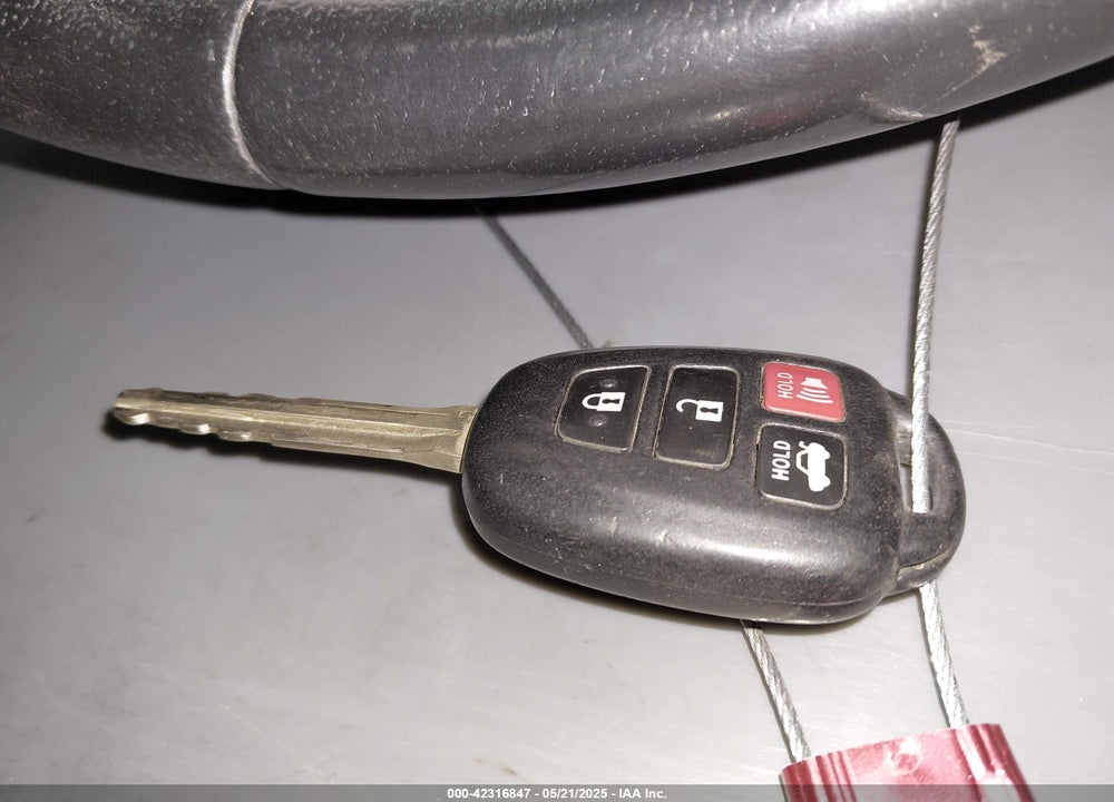 2012 TOYOTA CAMRY SE VIN: 4T1BF1FK4CU538604