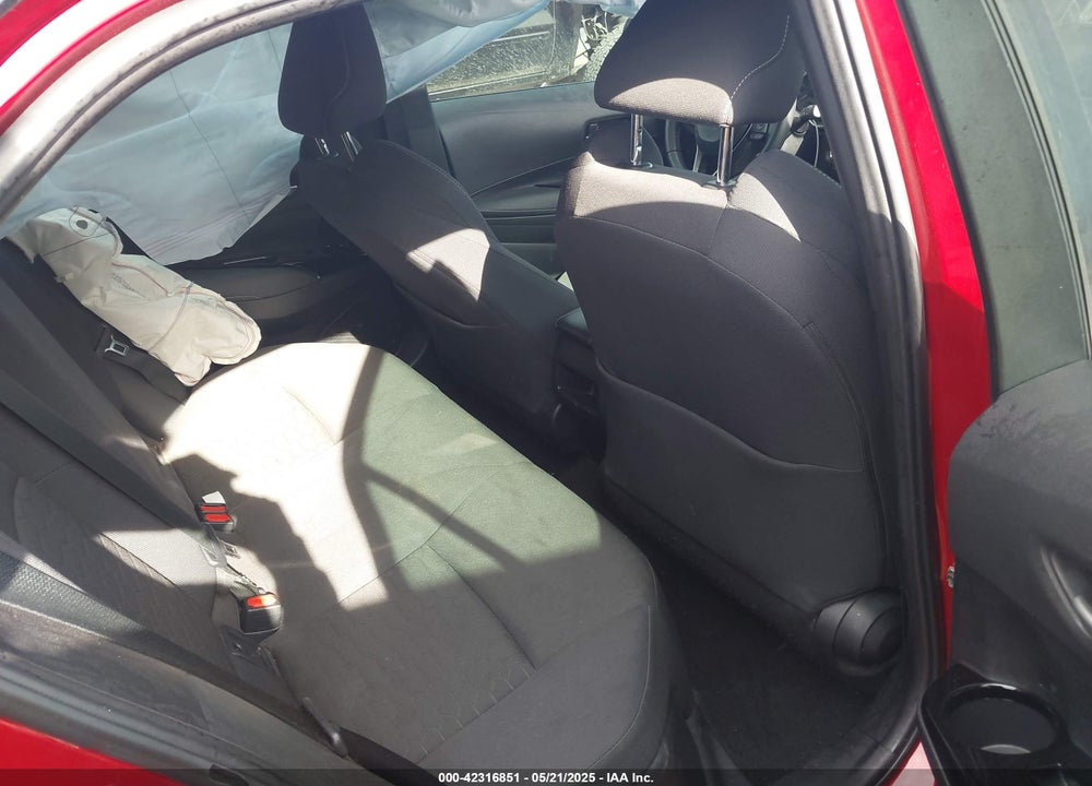 2022 TOYOTA COROLLA SE VIN: JTND4MBE8N3187270