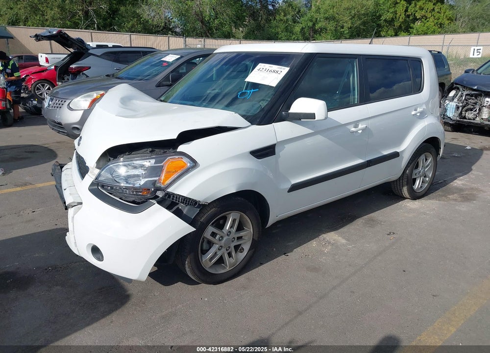 2011 KIA SOUL VIN: KNDJT2A25B7279172