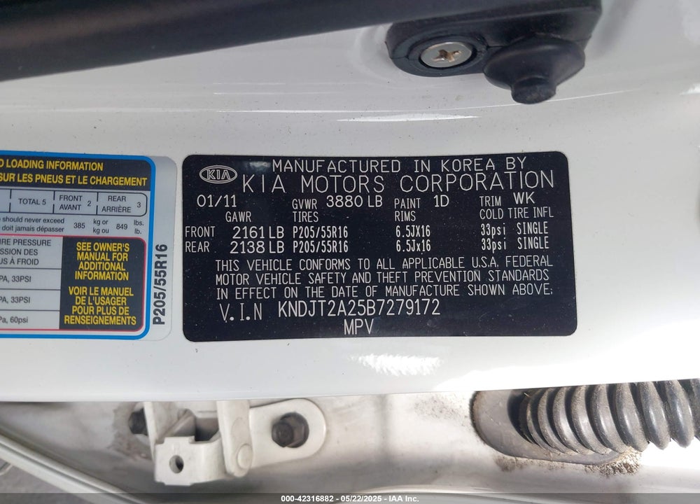 2011 KIA SOUL VIN: KNDJT2A25B7279172