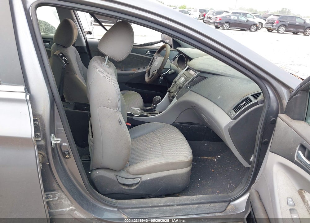 2011 HYUNDAI SONATA VIN: 5NPEC4AC0BH183788