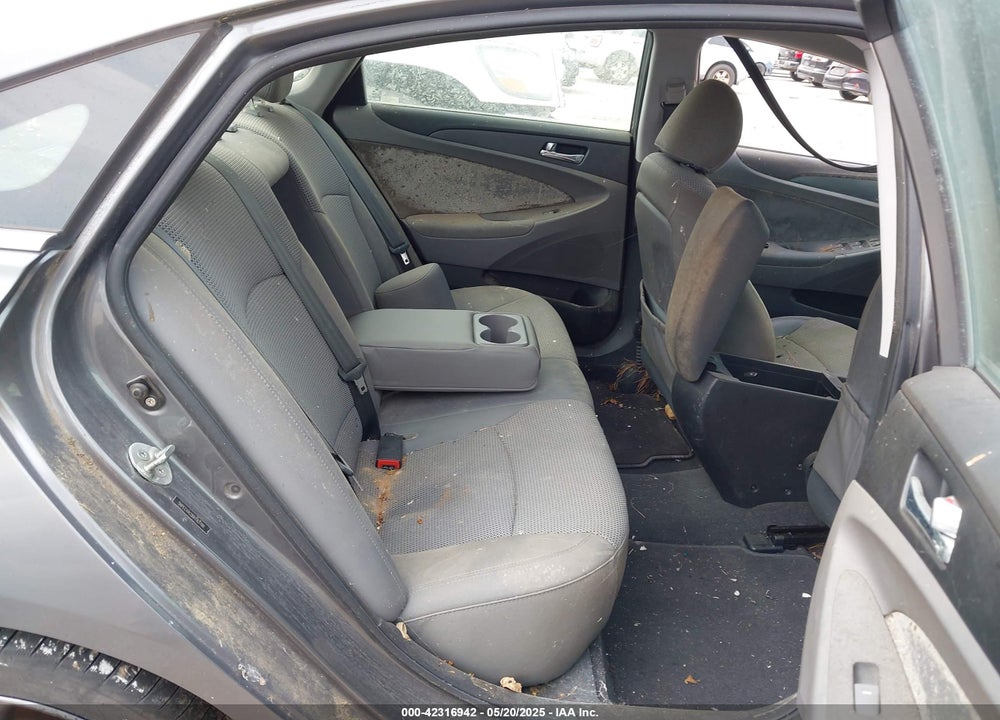2011 HYUNDAI SONATA VIN: 5NPEC4AC0BH183788