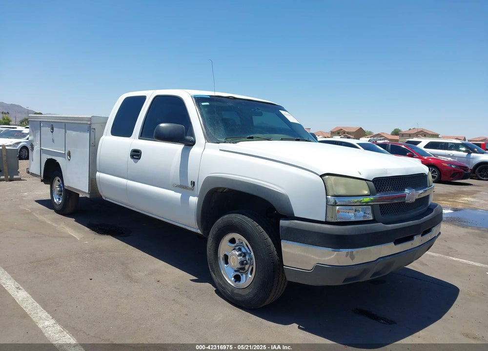 2003 CHEVROLET SILVERADO 2500HD VIN: 1GCHC29U93E354781
