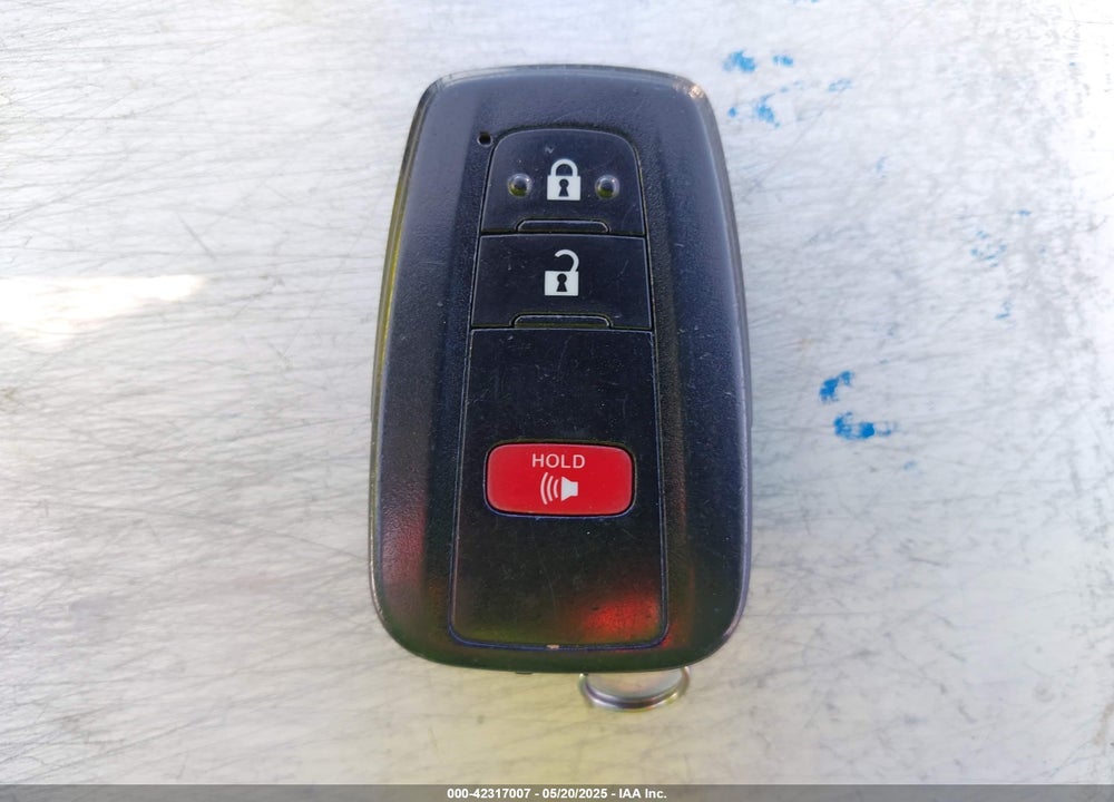 2021 TOYOTA PRIUS LE VIN: JTDKAMFU8M3135142