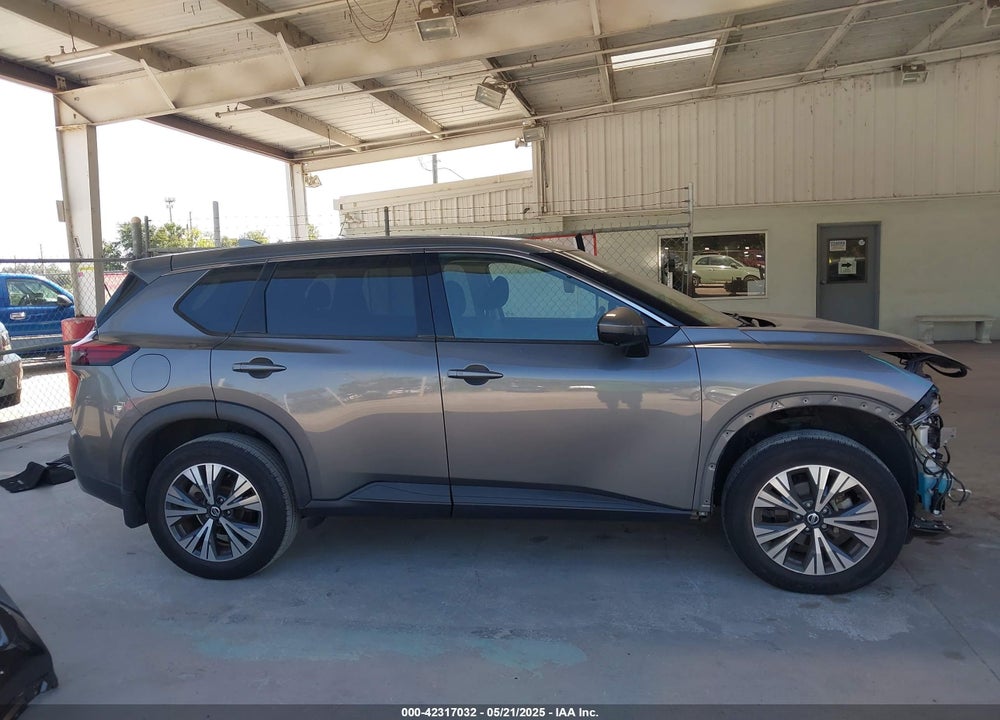 2021 NISSAN ROGUE SV FWD VIN: 5N1AT3BA1MC713833
