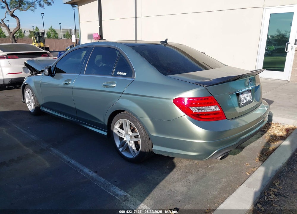 2013 MERCEDES-BENZ C VIN: WDDGF4HB2DR257744