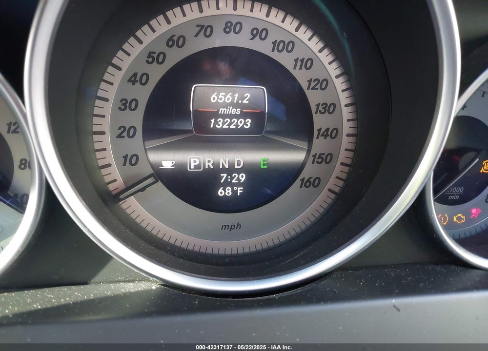 2013 MERCEDES-BENZ C VIN: WDDGF4HB2DR257744