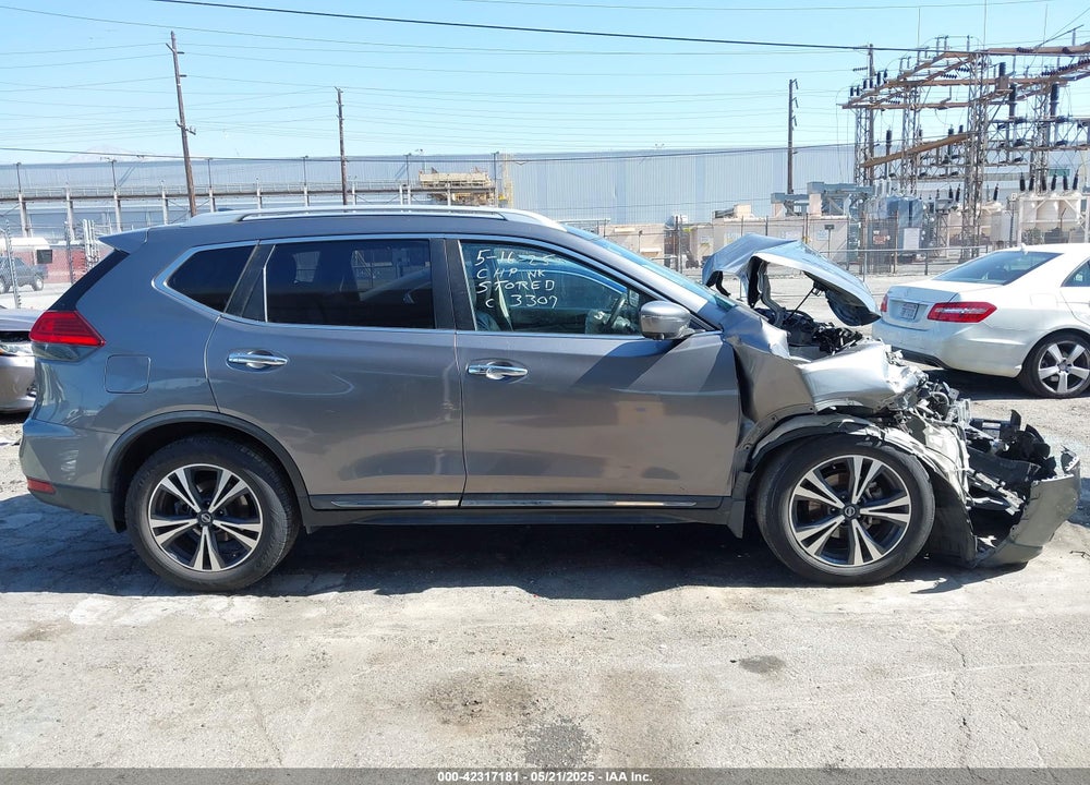 2017 NISSAN ROGUE VIN: JN8AT2MV9HW263307