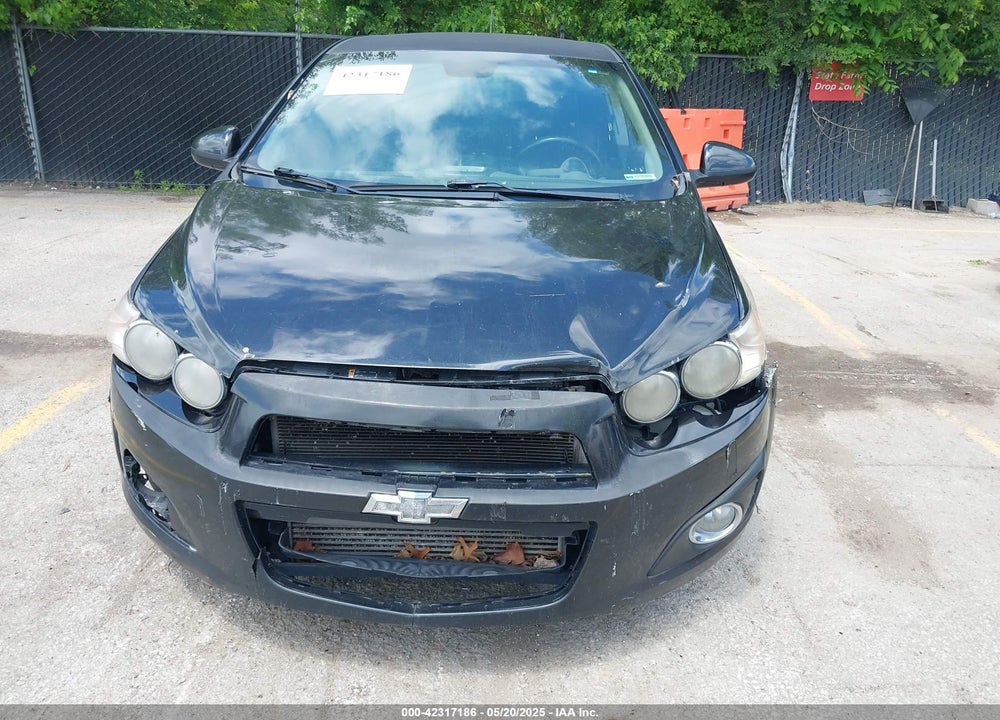 2015 CHEVROLET SONIC VIN: 1G1JE6SB4F4125150