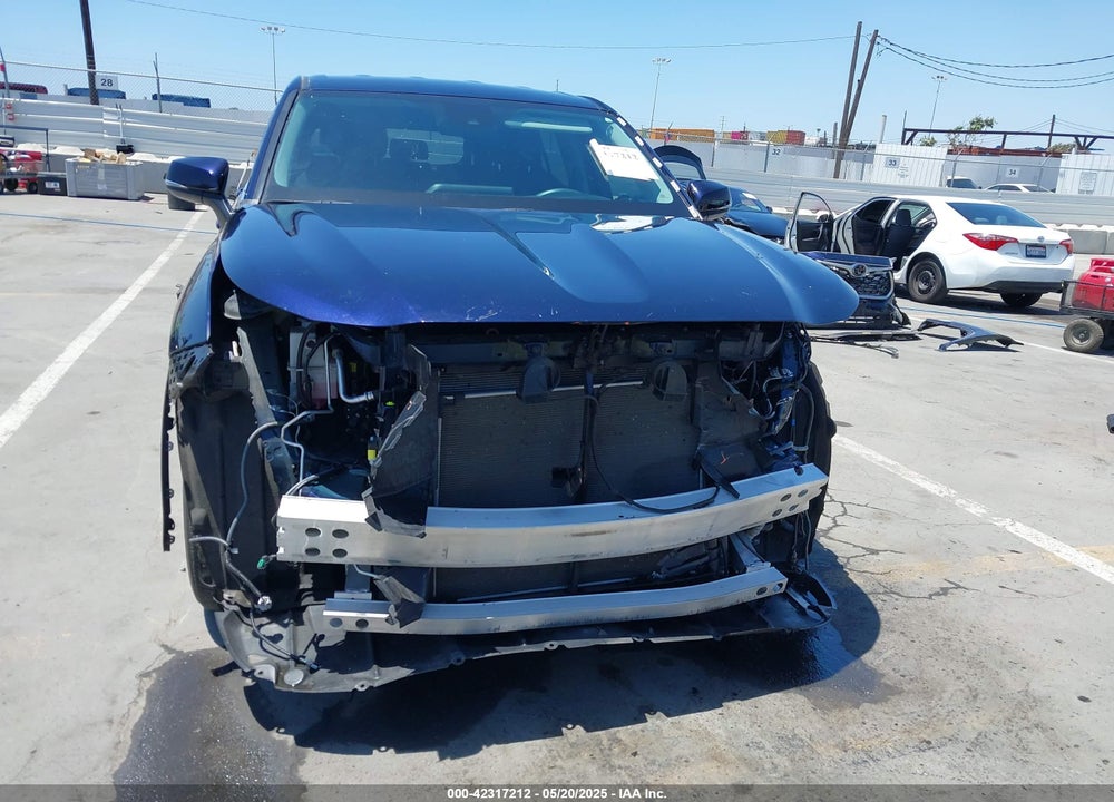 2022 TOYOTA HIGHLANDER VIN: 5TDZZRAH2NS550598