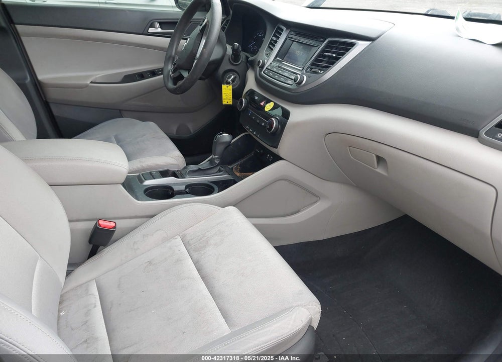 2018 HYUNDAI TUCSON VIN: KM8J23A41JU772319