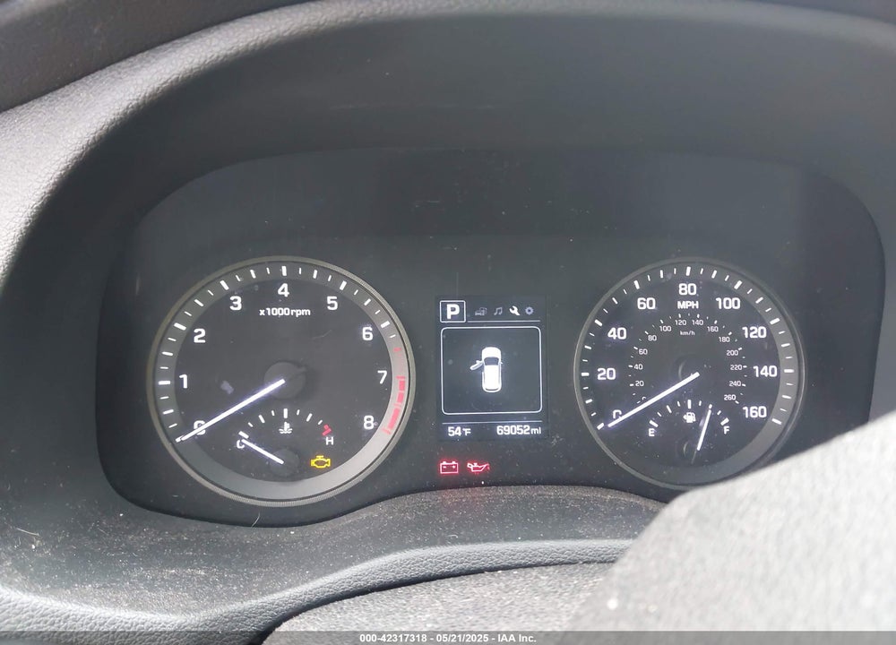 2018 HYUNDAI TUCSON VIN: KM8J23A41JU772319