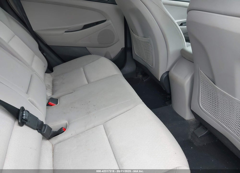 2018 HYUNDAI TUCSON VIN: KM8J23A41JU772319