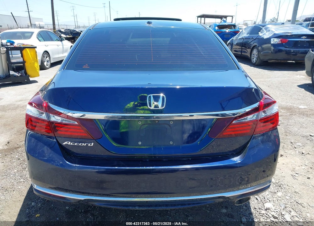 2017 HONDA ACCORD EX-L VIN: 1HGCR2F95HA175758