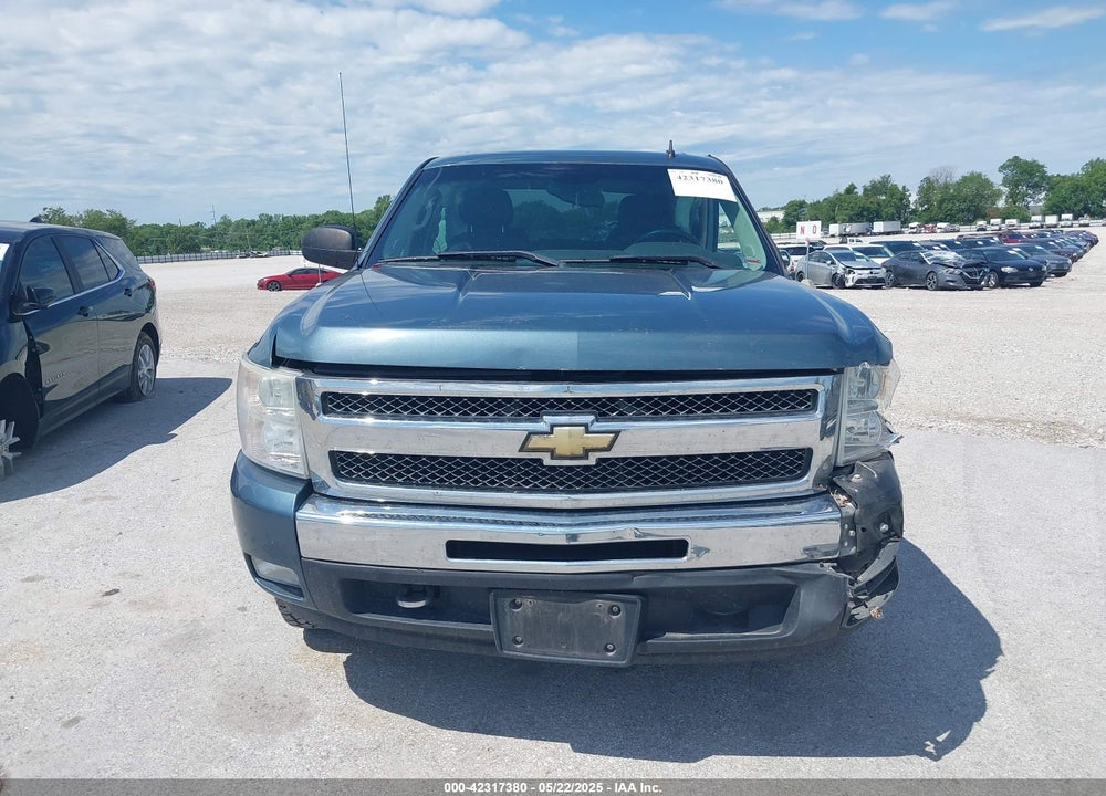 2011 CHEVROLET SILVERADO 1500 VIN: 3GCPKSE35BG372388