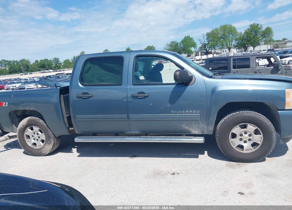 2011 CHEVROLET SILVERADO 1500 VIN: 3GCPKSE35BG372388