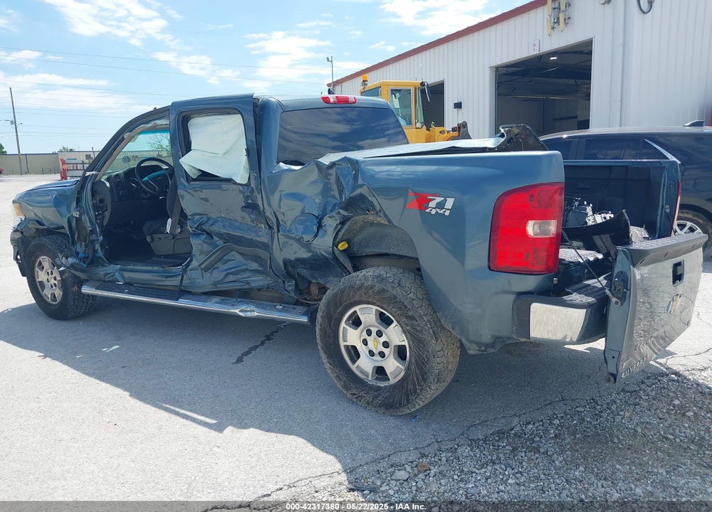 2011 CHEVROLET SILVERADO 1500 VIN: 3GCPKSE35BG372388