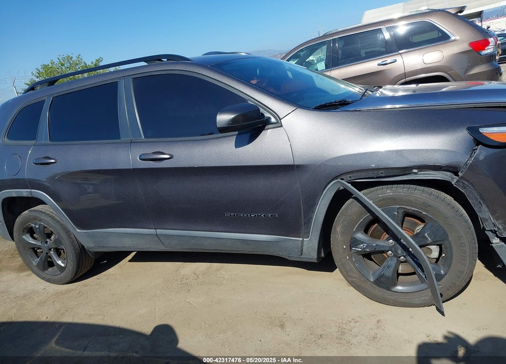2018 JEEP CHEROKEE VIN: 1C4PJLCX2JD527909