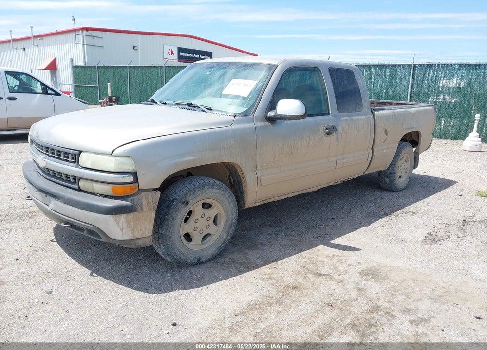 2000 CHEVROLET SILVERADO 1500 LS VIN: 1GCEK19TXYZ251022