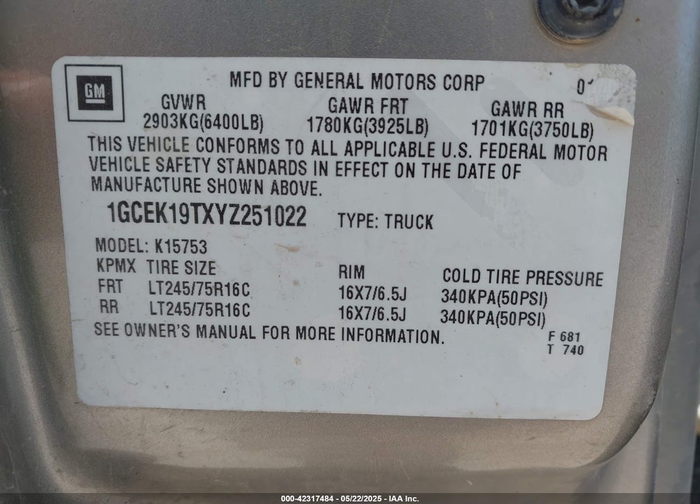 2000 CHEVROLET SILVERADO 1500 LS VIN: 1GCEK19TXYZ251022