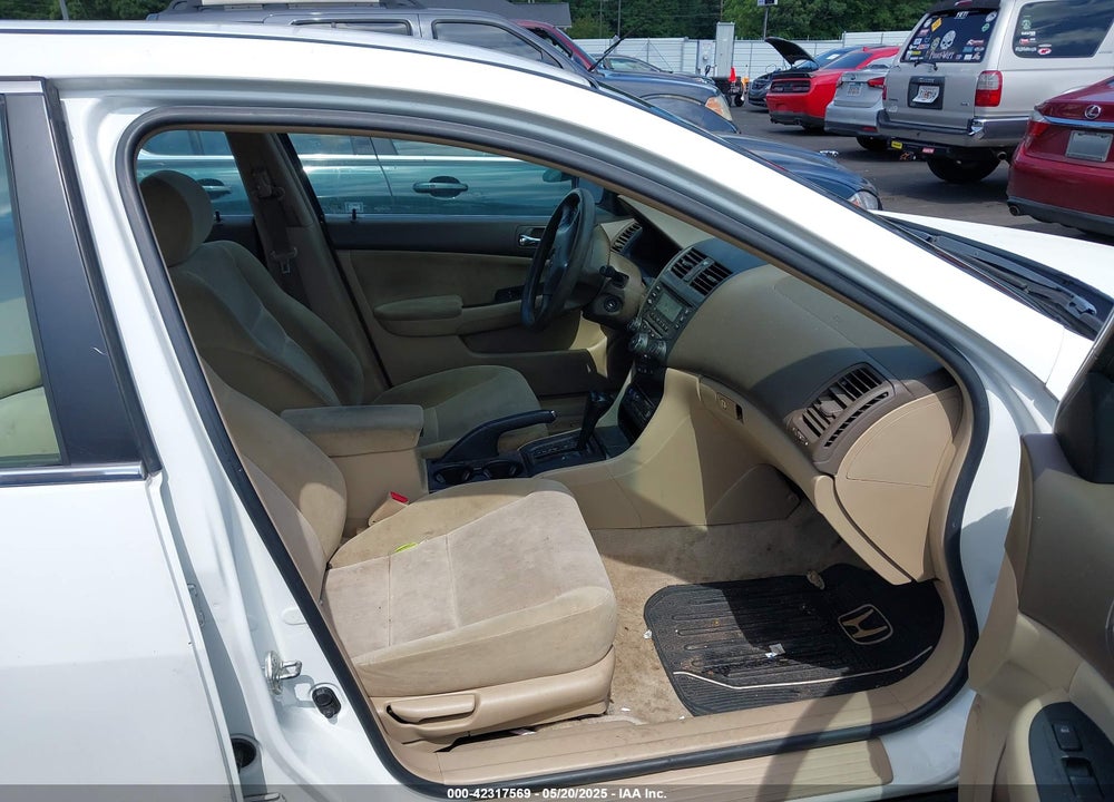 2004 HONDA ACCORD 2.4 LX VIN: 1HGCM56364A108219