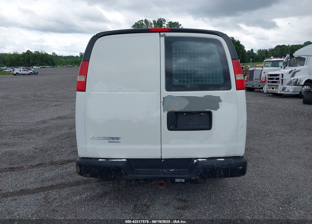 2011 CHEVROLET EXPRESS 2500 WORK VAN VIN: 1GCWGFCA5B1169828