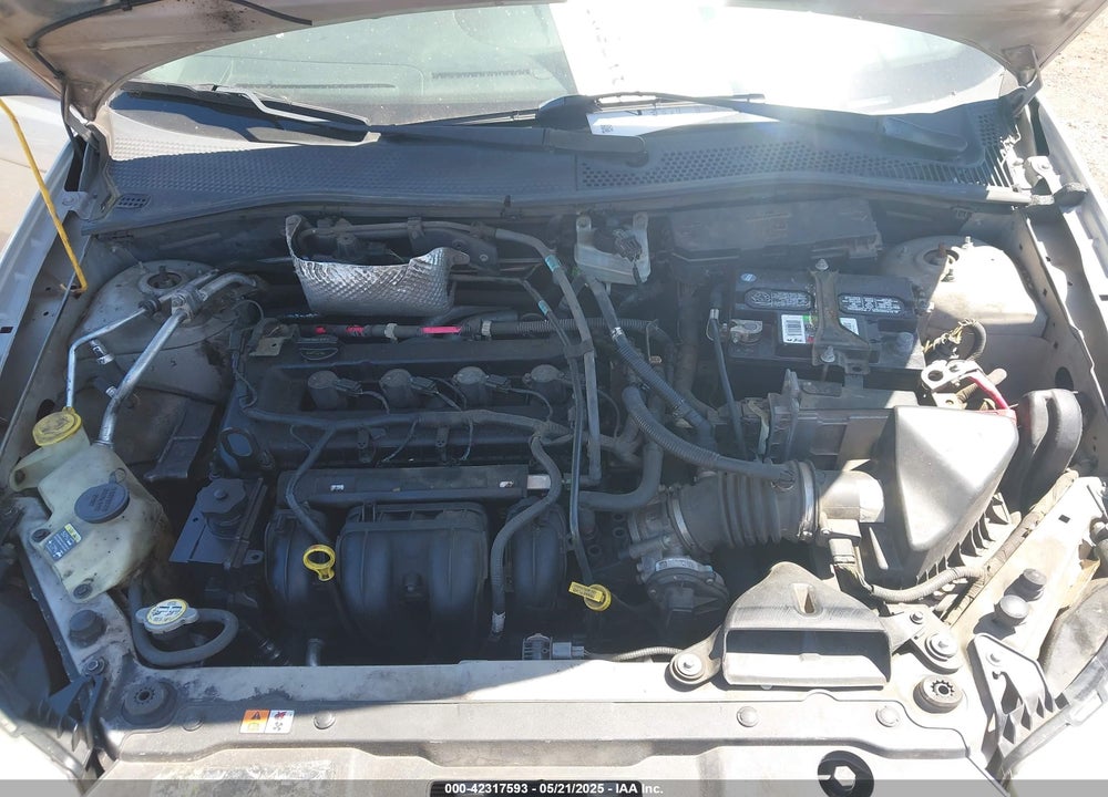 2011 FORD FOCUS SE VIN: 1FAHP3FN6BW141454