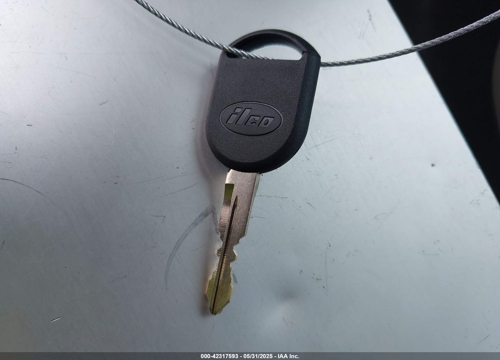 2011 FORD FOCUS SE VIN: 1FAHP3FN6BW141454