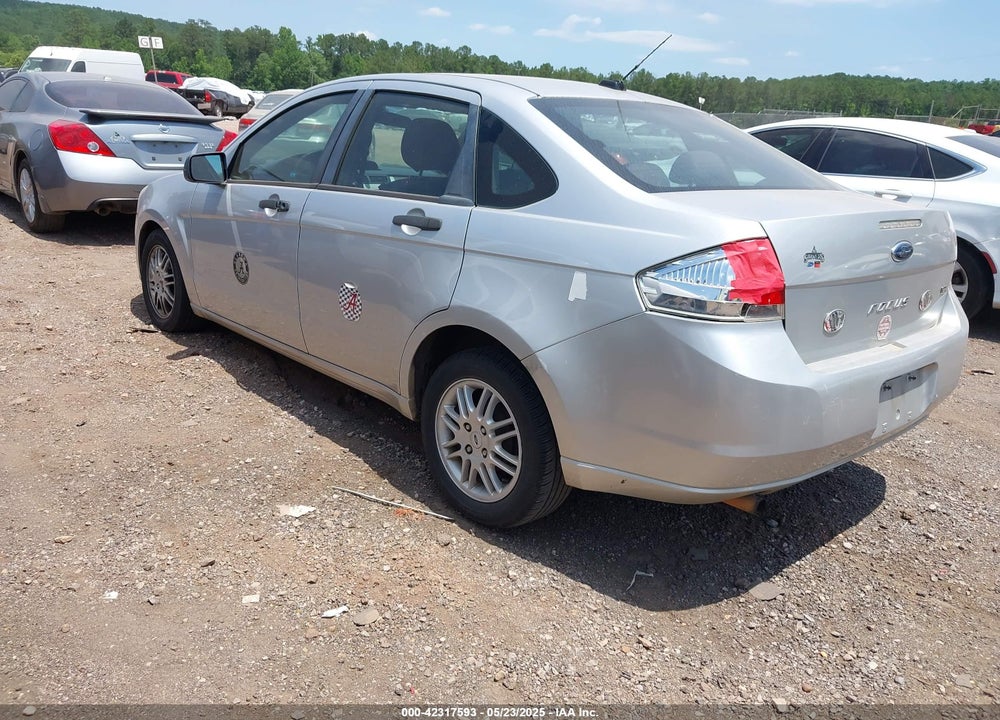 2011 FORD FOCUS SE VIN: 1FAHP3FN6BW141454