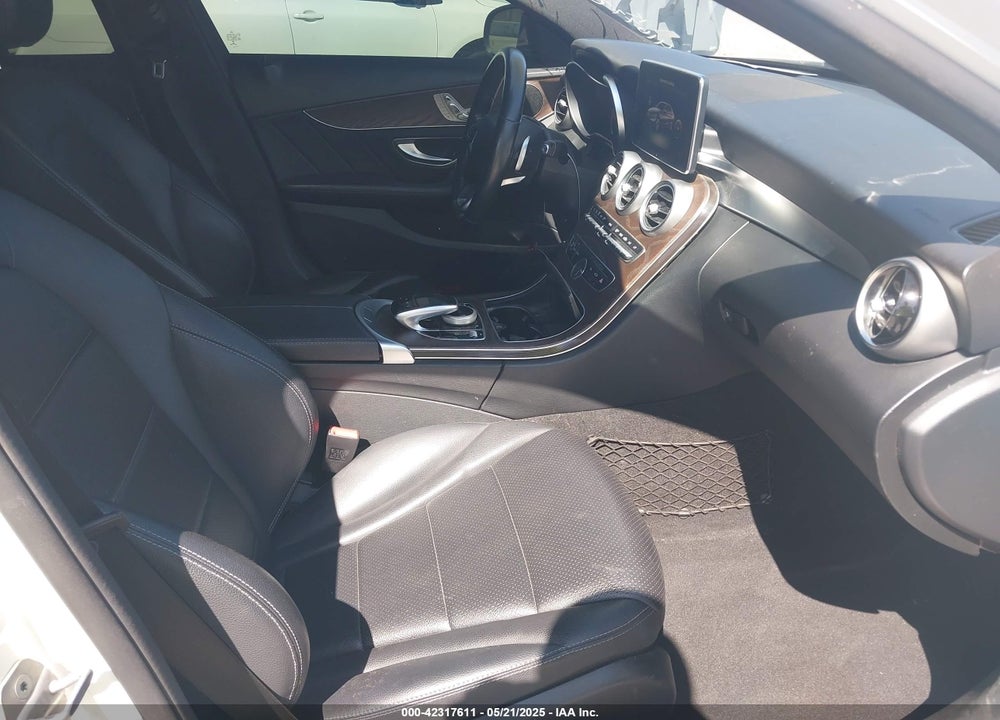 2018 MERCEDES-BENZ C 300 VIN: WDDWF4JB4JR410772