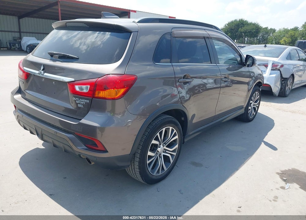 2018 MITSUBISHI OUTLANDER SPORT 2.4 SEL VIN: JA4AP4AW3JZ002388