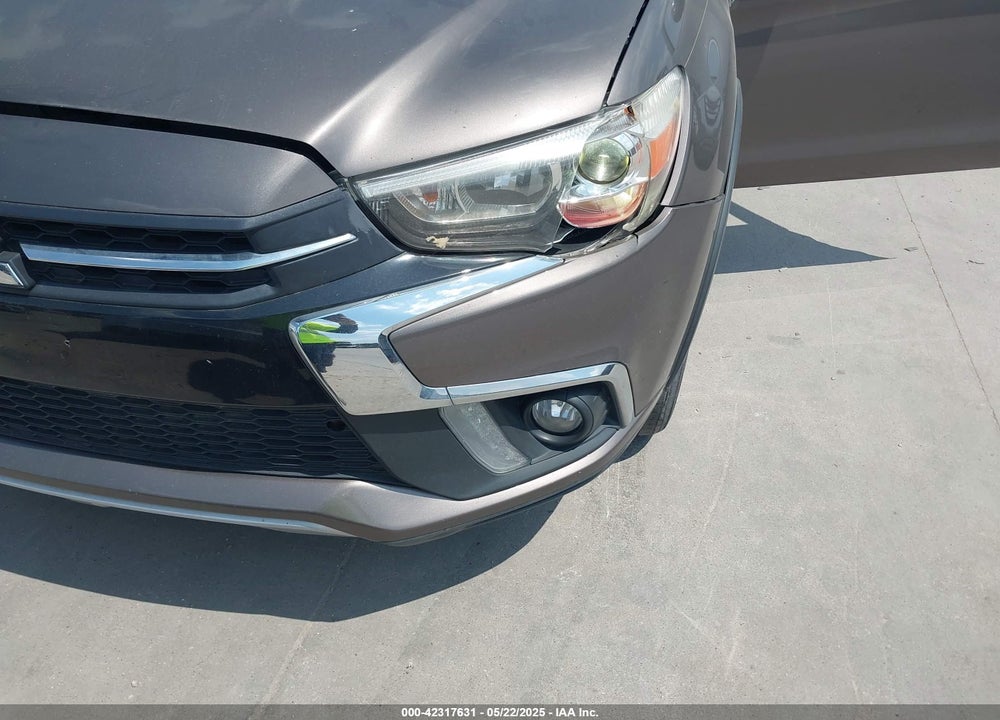 2018 MITSUBISHI OUTLANDER SPORT 2.4 SEL VIN: JA4AP4AW3JZ002388