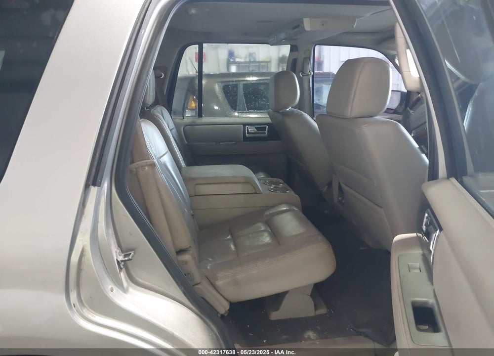 2008 LINCOLN NAVIGATOR VIN: 5LMFU28568LJ20804