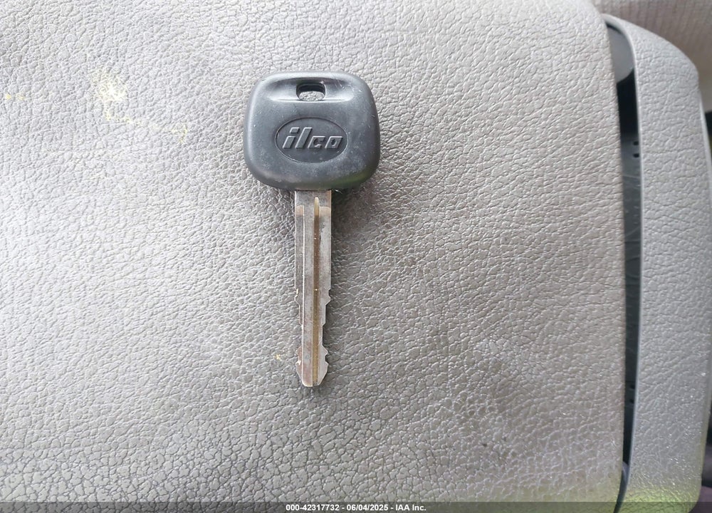 2006 TOYOTA CAMRY SOLARA SLE VIN: 4T1FA38PX6U076865