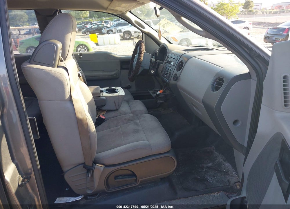 2005 FORD F-150 STX/XLT VIN: 1FTRX02W95KC63152