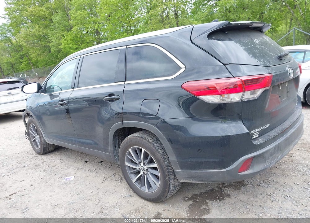 2019 TOYOTA HIGHLANDER VIN: 5TDKZRFH1KS341598