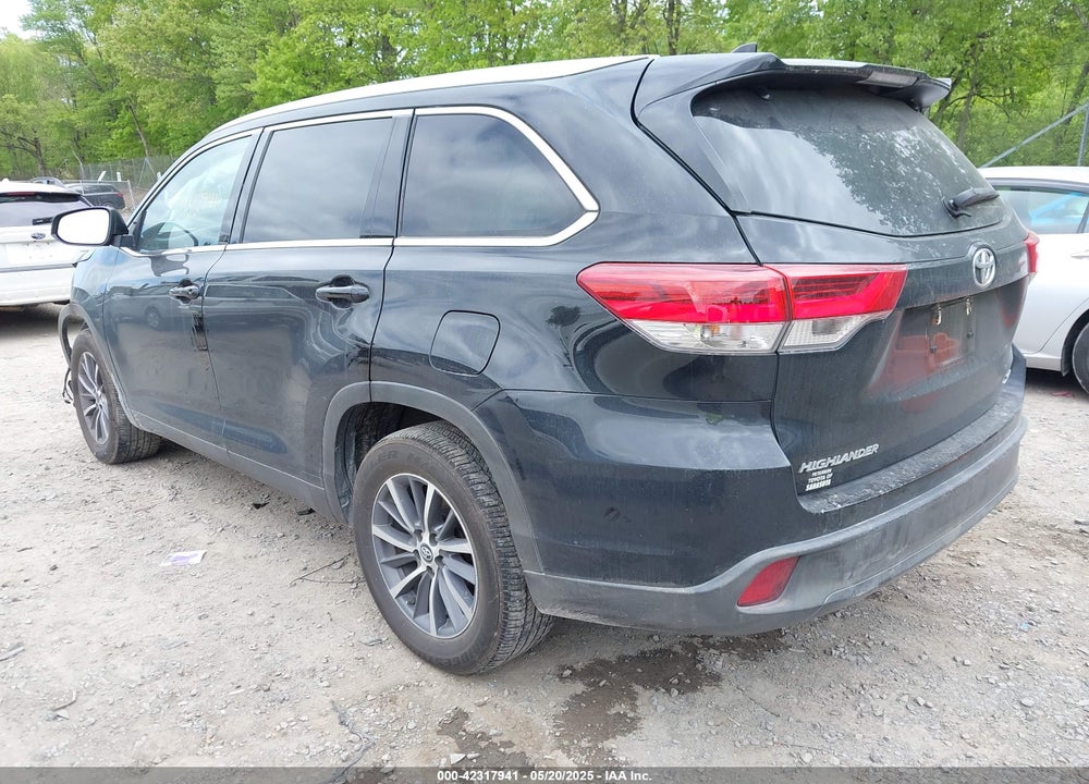 2019 TOYOTA HIGHLANDER VIN: 5TDKZRFH1KS341598