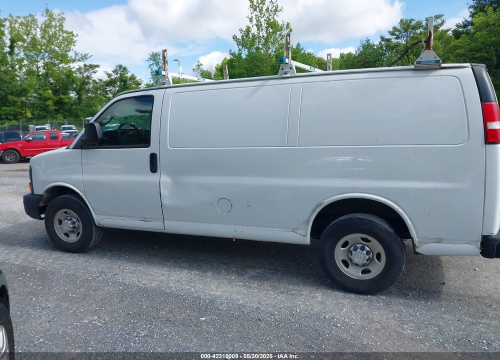2017 CHEVROLET EXPRESS 2500 VIN: 1GCWGAFF8H1133201
