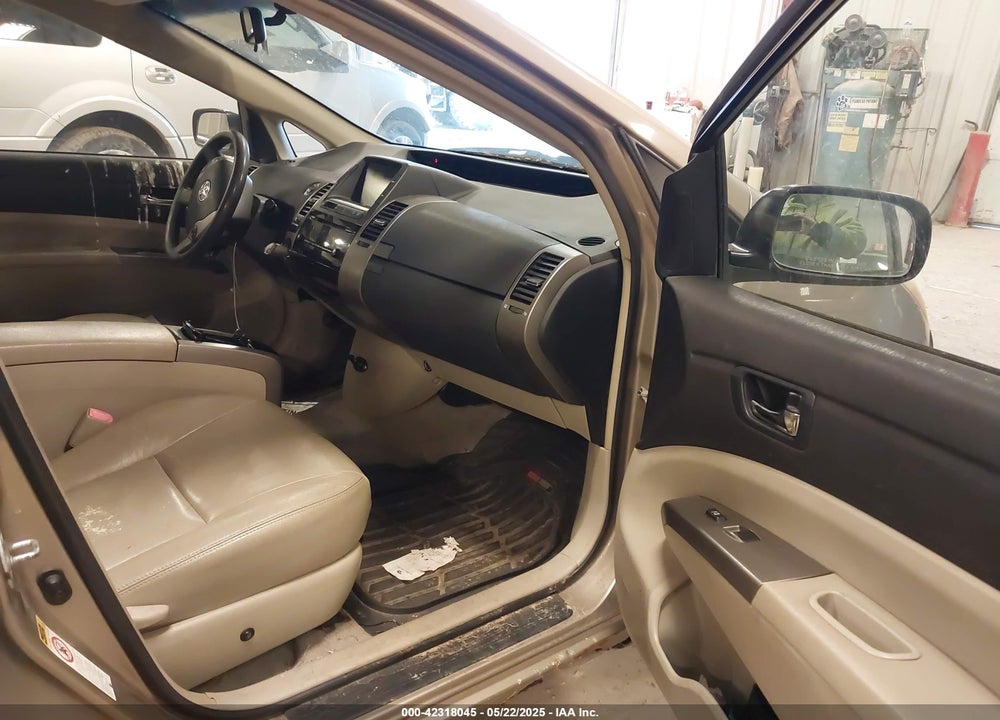 2006 TOYOTA PRIUS VIN: JTDKB20UX67527545