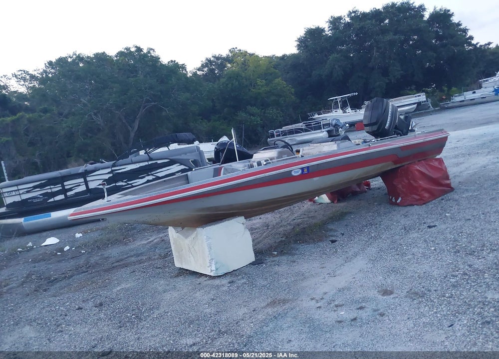 1985 MASTERCRAFT OTHER VIN: MBVF2092E585