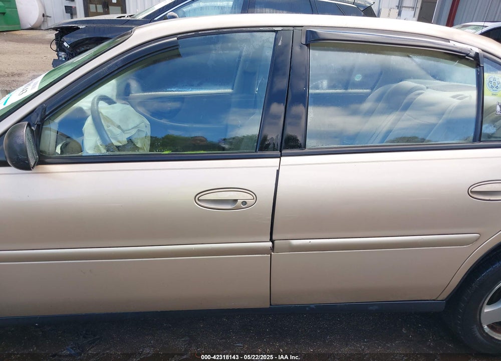 2002 CHEVROLET MALIBU VIN: 1G1ND52J32M687282